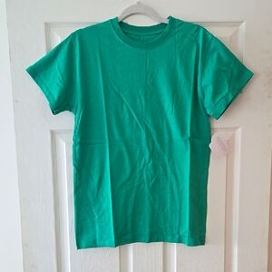 NWT Ivory Ella Vibrant Kelly Green Tshirt